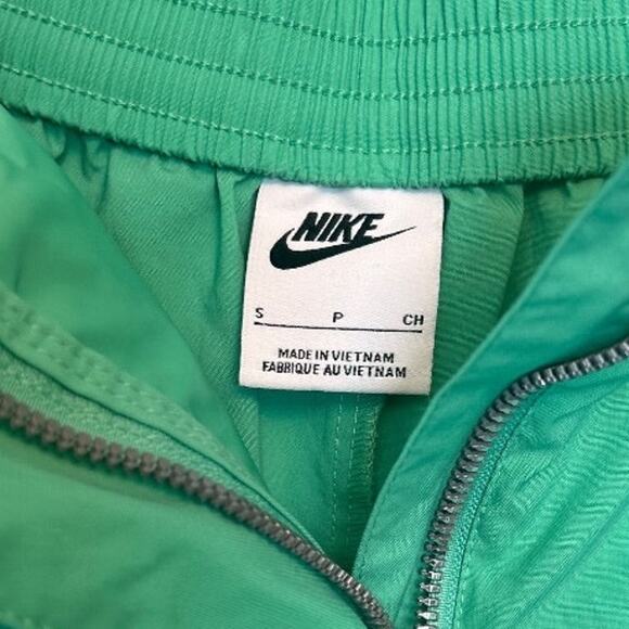 NWOT NIKE Collection High-waisted Wide-leg Woven Grass Green Pant Size Small - Picture 4 of 13